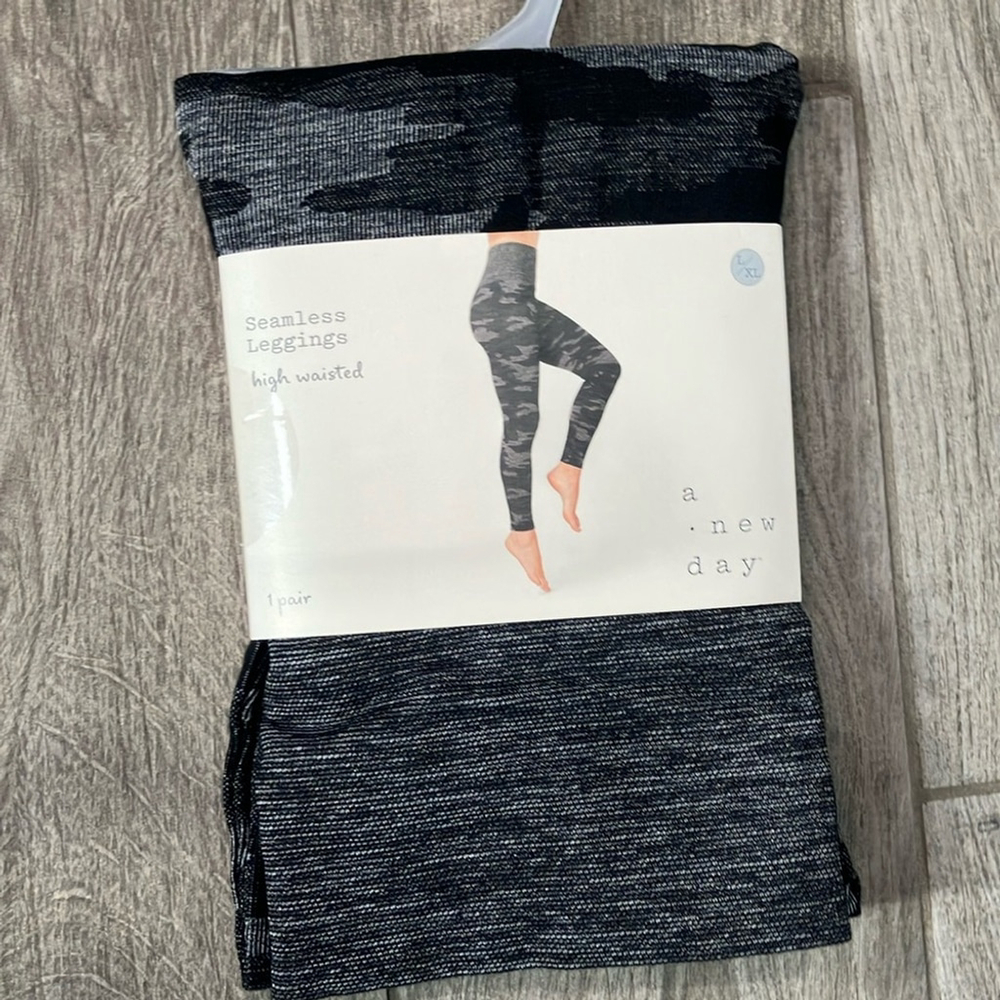 ist Leggings - A New Day - Grey Camo Size L/XL multiple quantity
